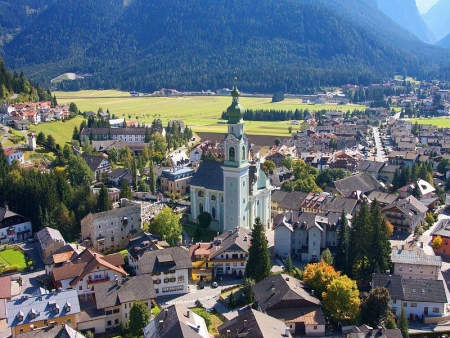 Dobbiaco - Dobbiaco: Mercato dell'artigianato presso il centro del paese